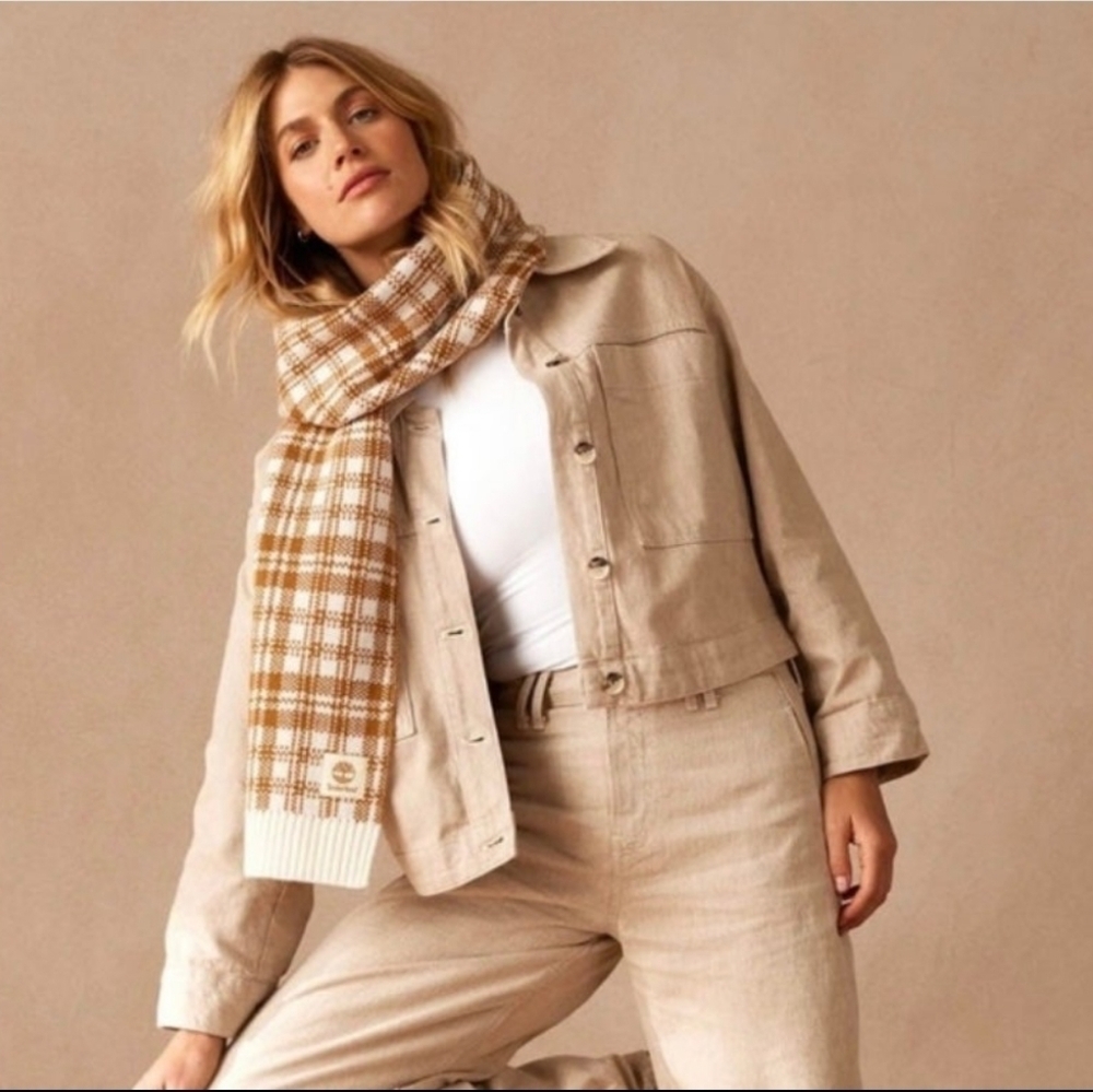 NWT Timberland cream and tan plaid scarf